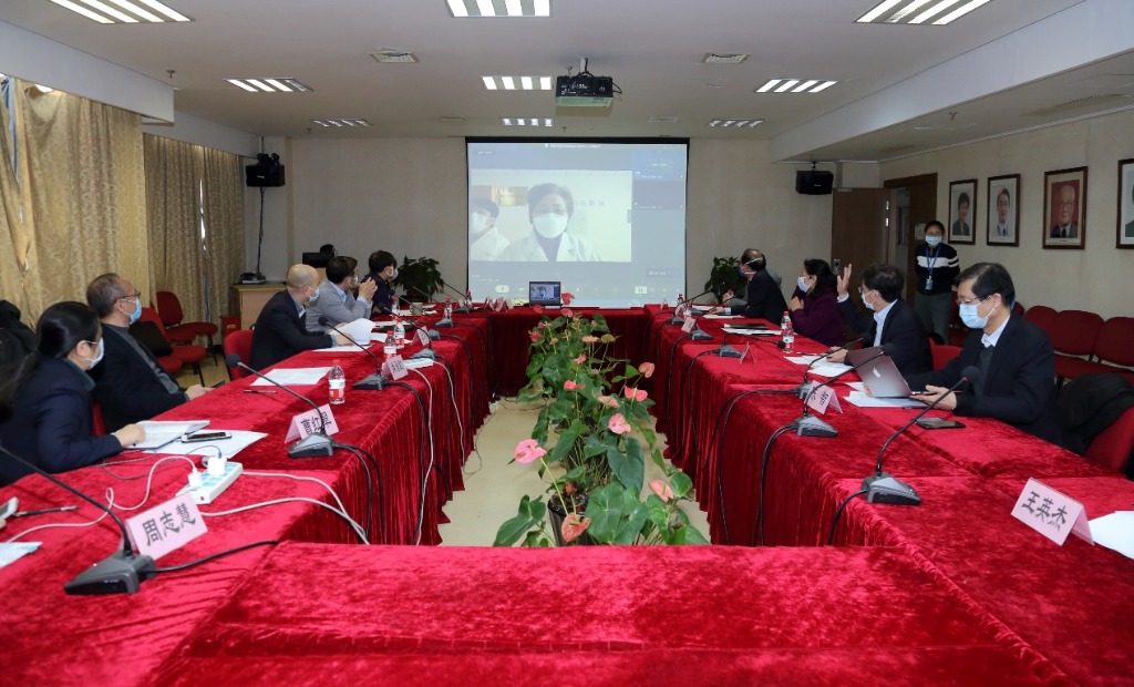 春季研究生学位论文网络答辩工作顺利完成